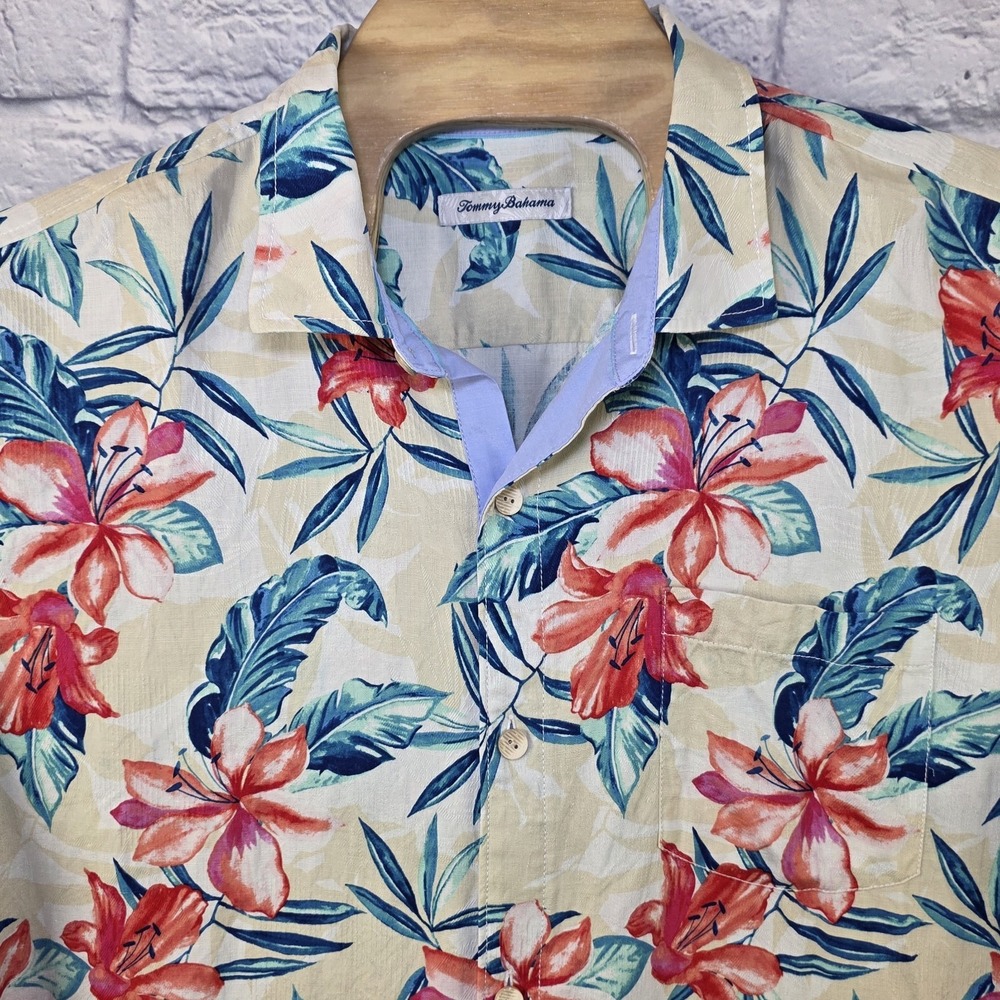 Tommy Bahama Men Breeze Beach Blooms 100% Silk Short Sleeve Shirt Size 2XL